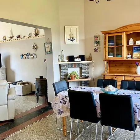Michry 4 Adultes 2 Enfants Proche Digue Et Centre Βίλα